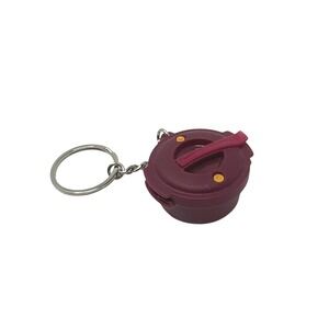 Tupperware Keychain Lid Opens